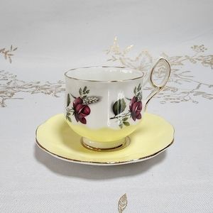 Antique Elizabethan England Fine Bone China Tea Cup & Saucer - Vintage Floral Ro